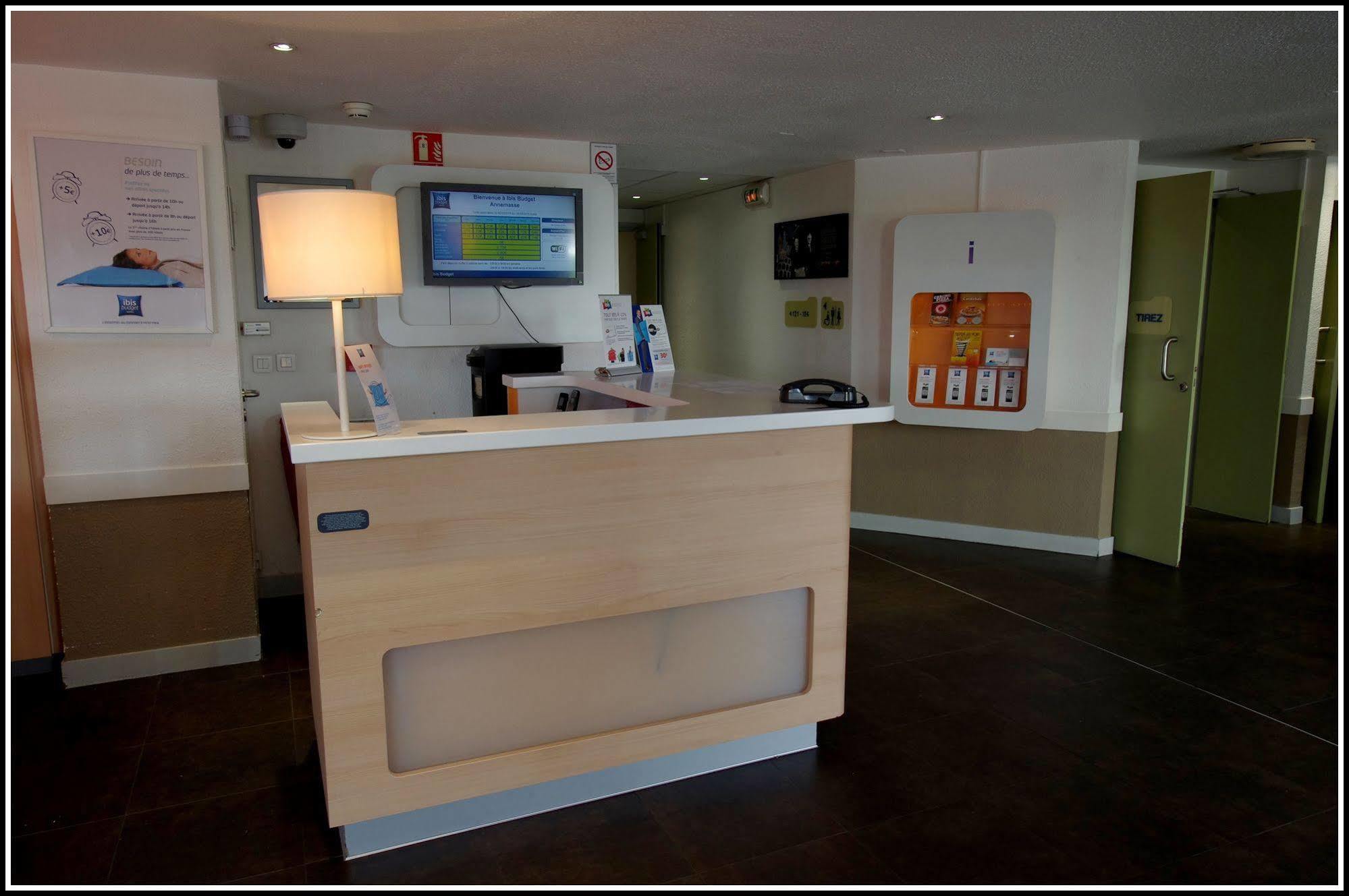 B&B Hotel Annemasse Est Екстериор снимка