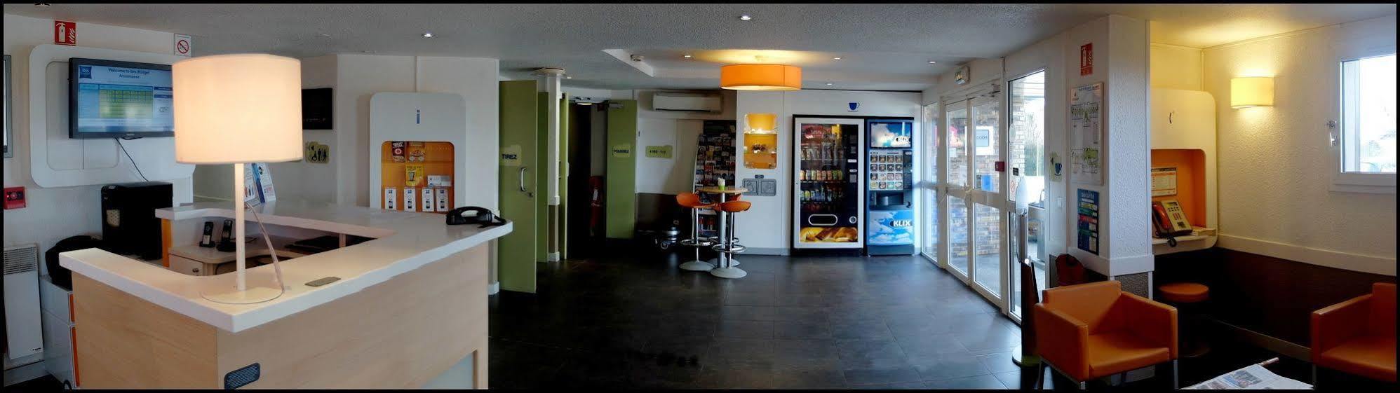 B&B Hotel Annemasse Est Екстериор снимка